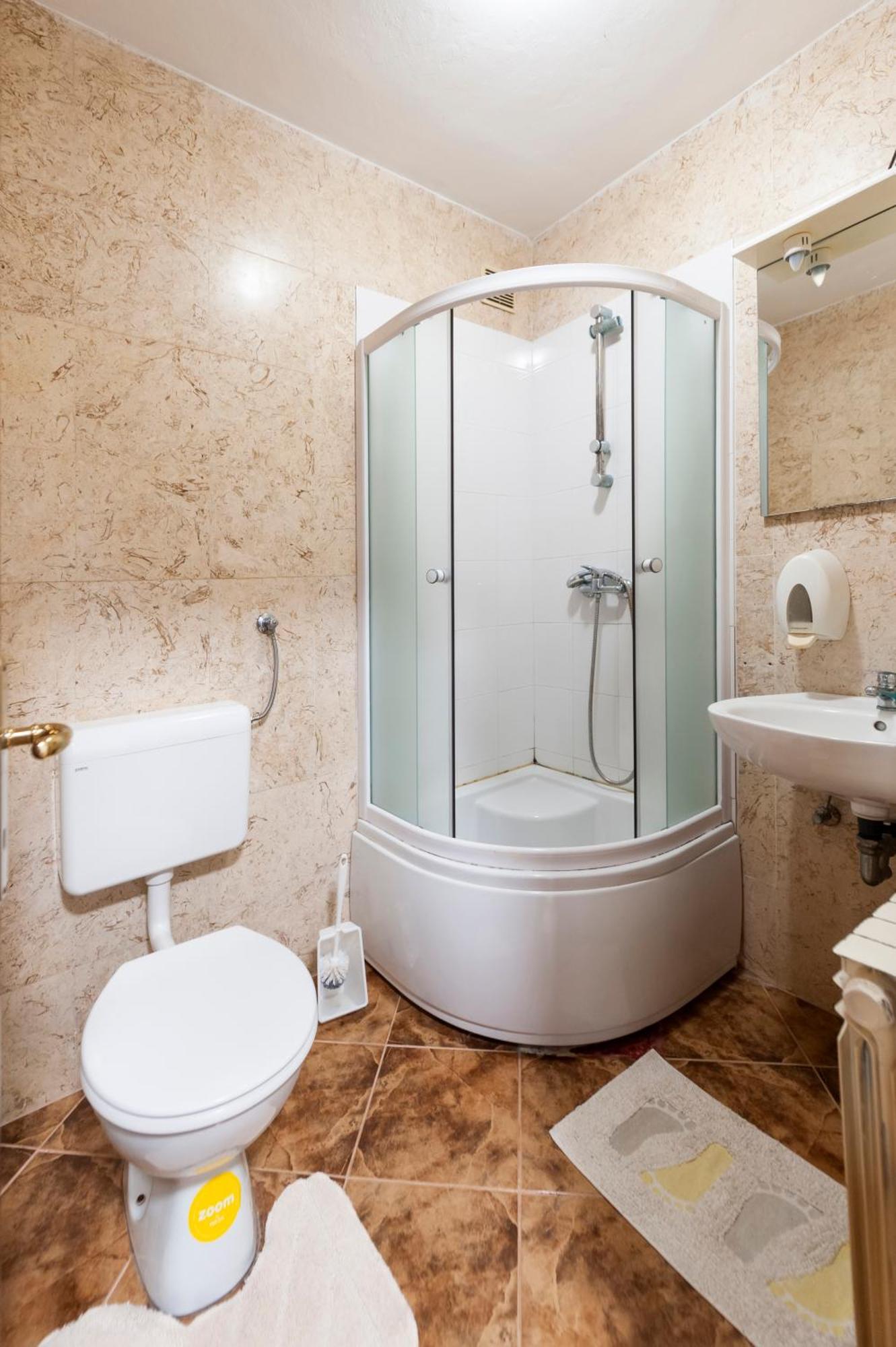 Aparthotel Luna Tsuki Seven à Rovinj Extérieur photo