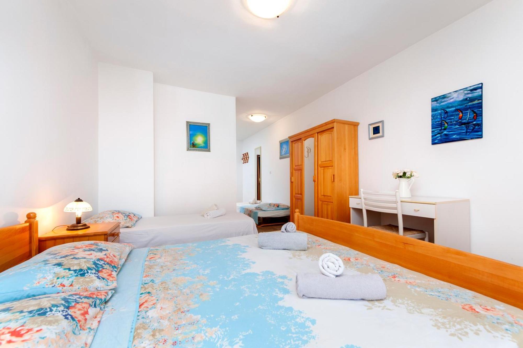 Aparthotel Luna Tsuki Seven à Rovinj Extérieur photo